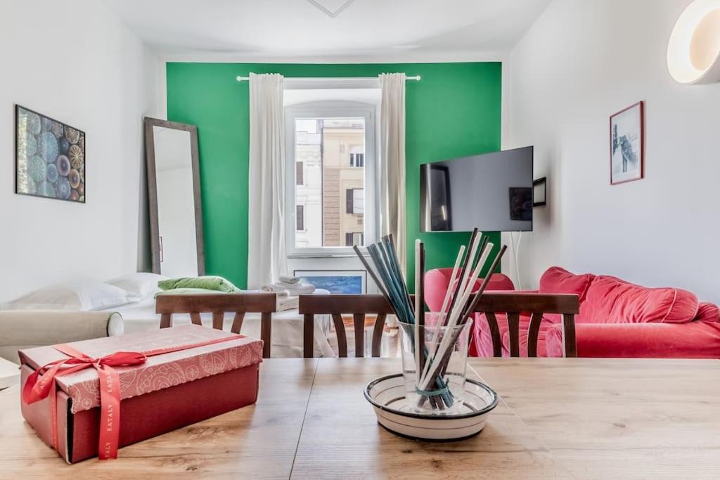 Appartamento Elegance And Comfort In The Heart Of Romecoppede Roma